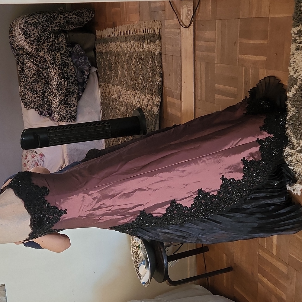 EUC Jovani Strapless Prom/Ballgown - Picture 8 of 16